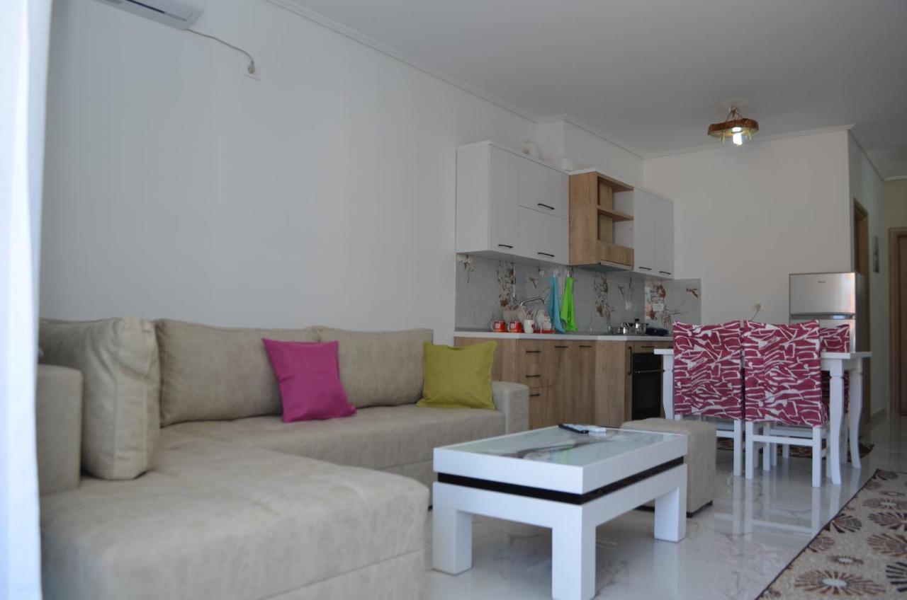 Akil Apartments ซารานเดอ ภายนอก รูปภาพ